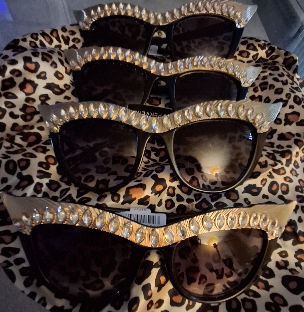 Elegant Gold and Black Sunglasses